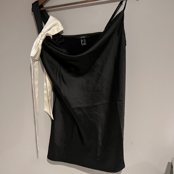 Forever 21 - Black Dress with White Bow - Size L - Picture 1 of 3